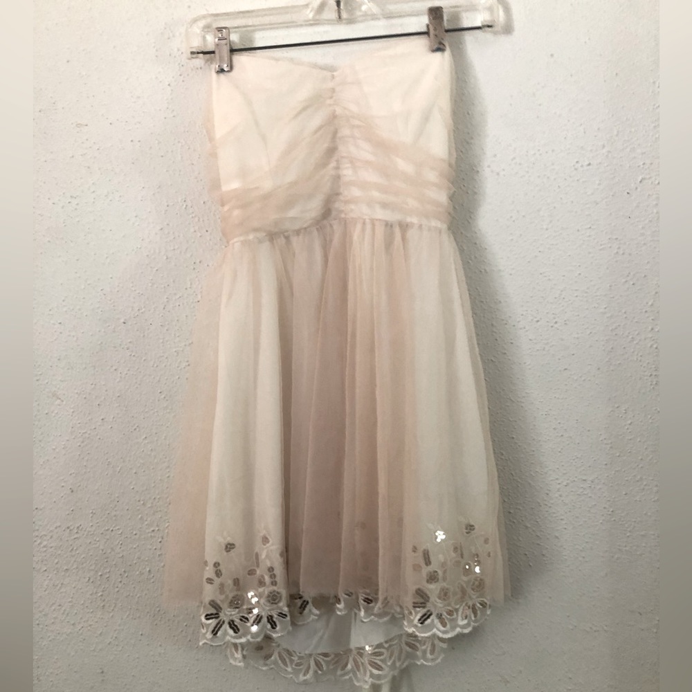 Lucy in the Sky Los Angeles baby doll strapless sequin dress size Medium
